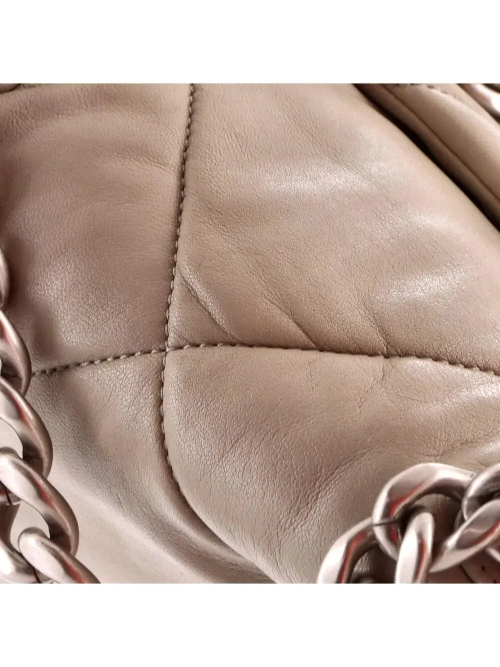 Chanel 19 Flap Bag Quilted Leather #339371C49B